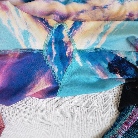 Inner Fire Crop Leggings Size 6 Sunset Allover Print - Picture 6 of 6